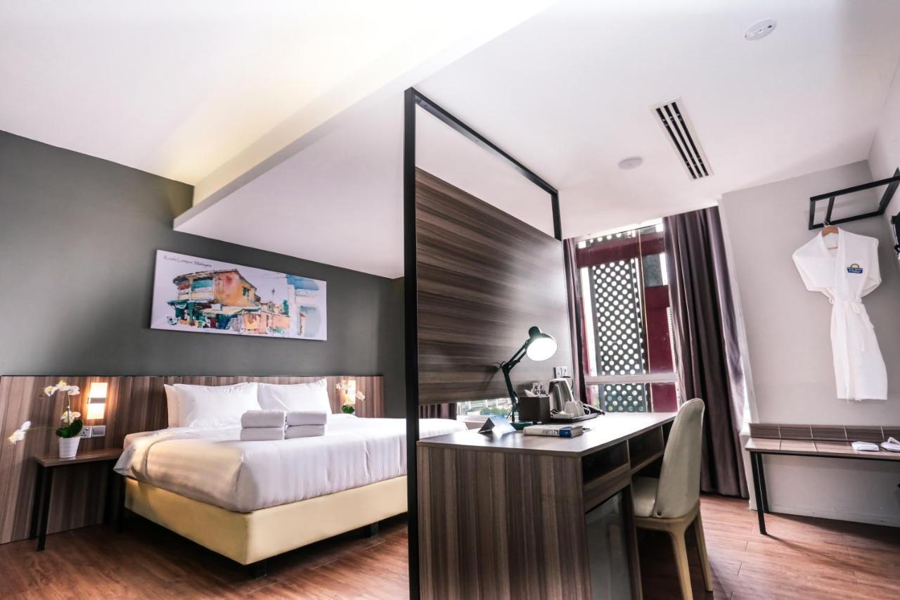 Days Hotel & Suites By Wyndham Kl - Chan Sow Lin Mrt Or Lrt Κουάλα Λουμπούρ Εξωτερικό φωτογραφία