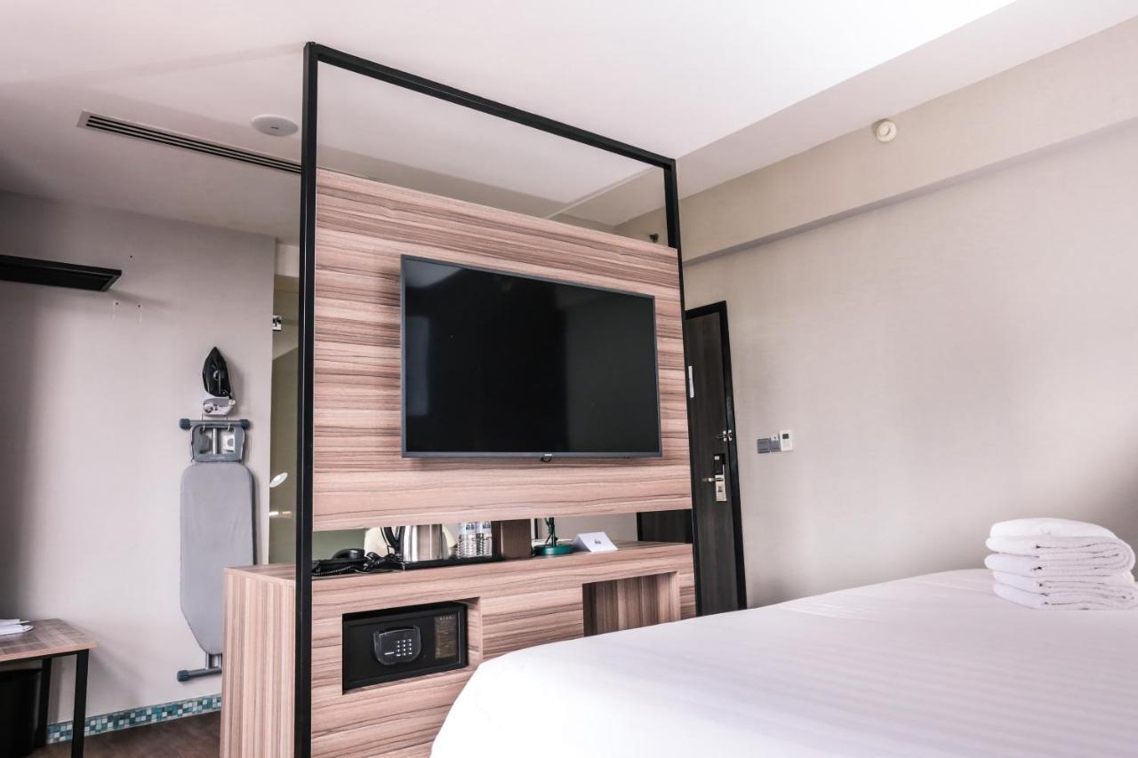 Days Hotel & Suites By Wyndham Kl - Chan Sow Lin Mrt Or Lrt Κουάλα Λουμπούρ Εξωτερικό φωτογραφία
