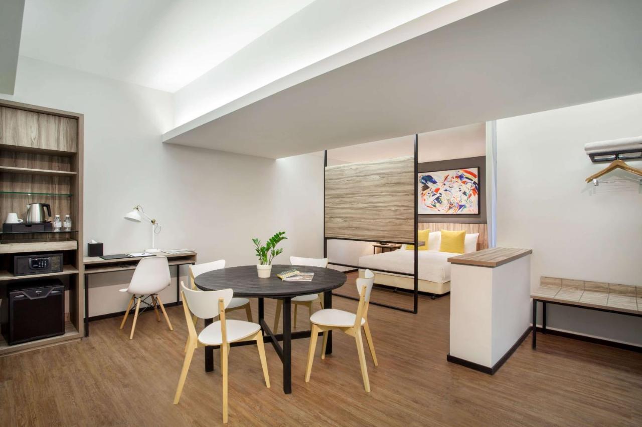 Days Hotel & Suites By Wyndham Kl - Chan Sow Lin Mrt Or Lrt Κουάλα Λουμπούρ Εξωτερικό φωτογραφία
