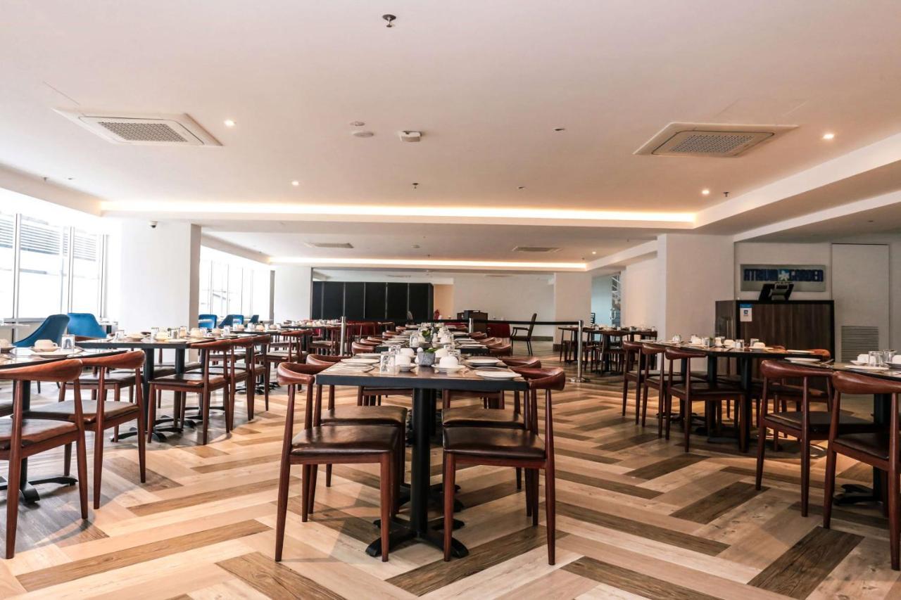 Days Hotel & Suites By Wyndham Kl - Chan Sow Lin Mrt Or Lrt Κουάλα Λουμπούρ Εξωτερικό φωτογραφία
