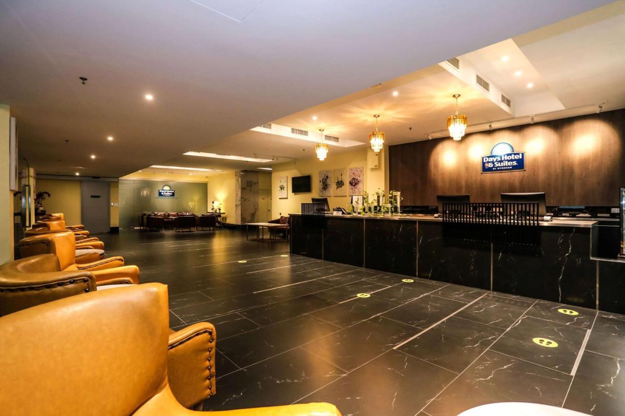 Days Hotel & Suites By Wyndham Kl - Chan Sow Lin Mrt Or Lrt Κουάλα Λουμπούρ Εξωτερικό φωτογραφία