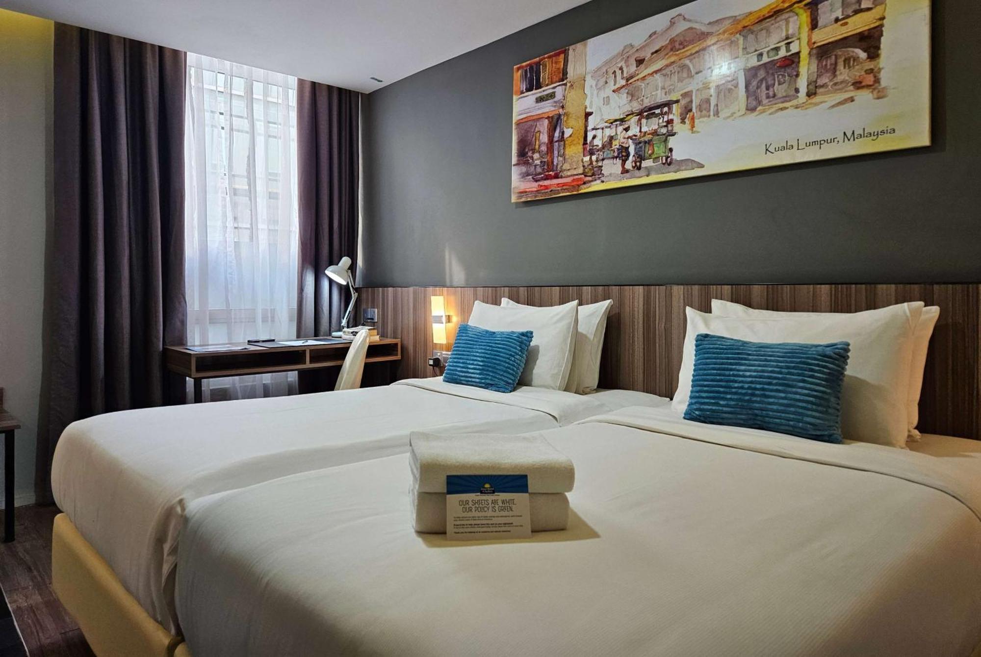 Days Hotel & Suites By Wyndham Kl - Chan Sow Lin Mrt Or Lrt Κουάλα Λουμπούρ Εξωτερικό φωτογραφία