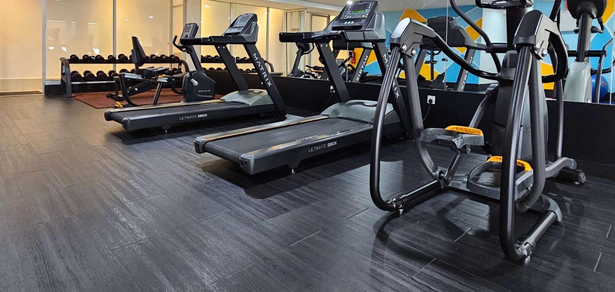 Days Hotel & Suites By Wyndham Kl - Chan Sow Lin Mrt Or Lrt Κουάλα Λουμπούρ Εξωτερικό φωτογραφία