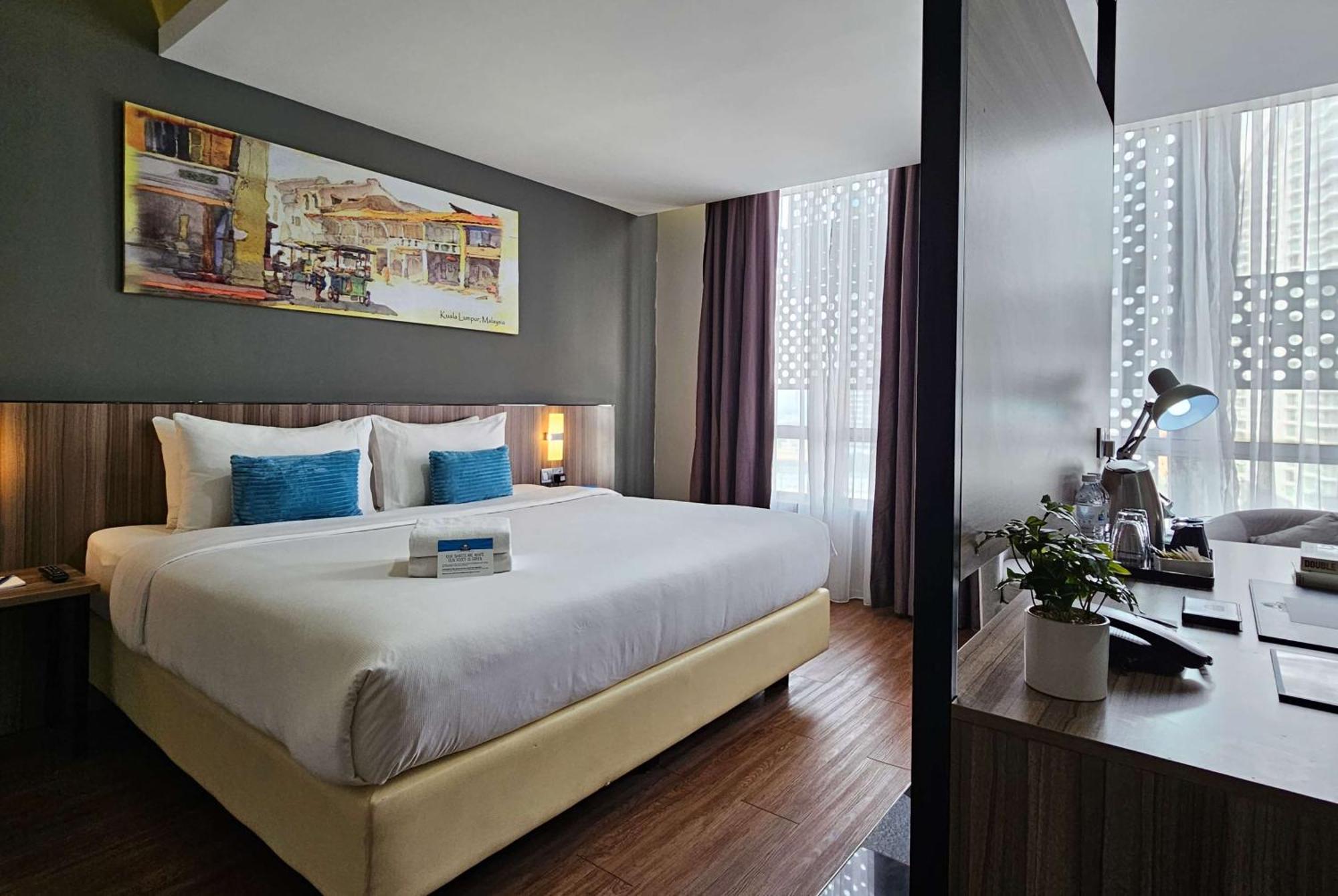 Days Hotel & Suites By Wyndham Kl - Chan Sow Lin Mrt Or Lrt Κουάλα Λουμπούρ Εξωτερικό φωτογραφία