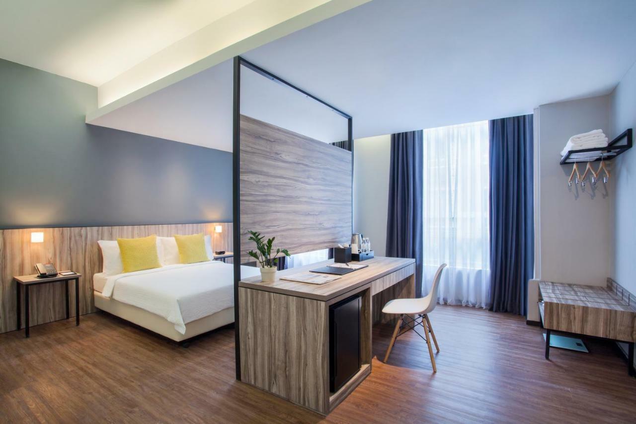 Days Hotel & Suites By Wyndham Kl - Chan Sow Lin Mrt Or Lrt Κουάλα Λουμπούρ Εξωτερικό φωτογραφία